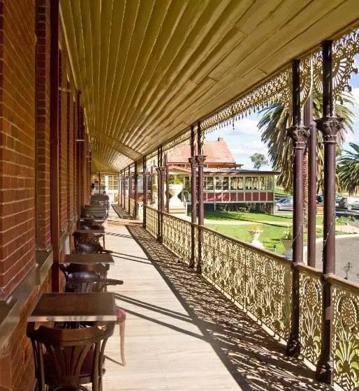 Hotelli Hermitage Hill Country Retreat