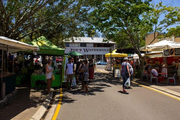 Отель Joes Waterhole