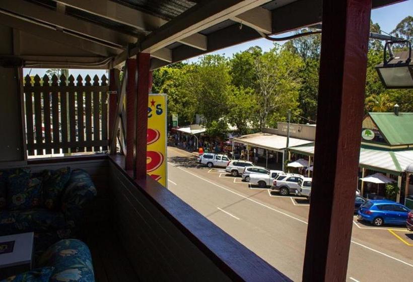 Отель Joes Waterhole