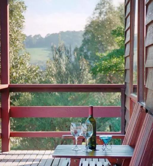 هتل Johanna River Farm & Cottages