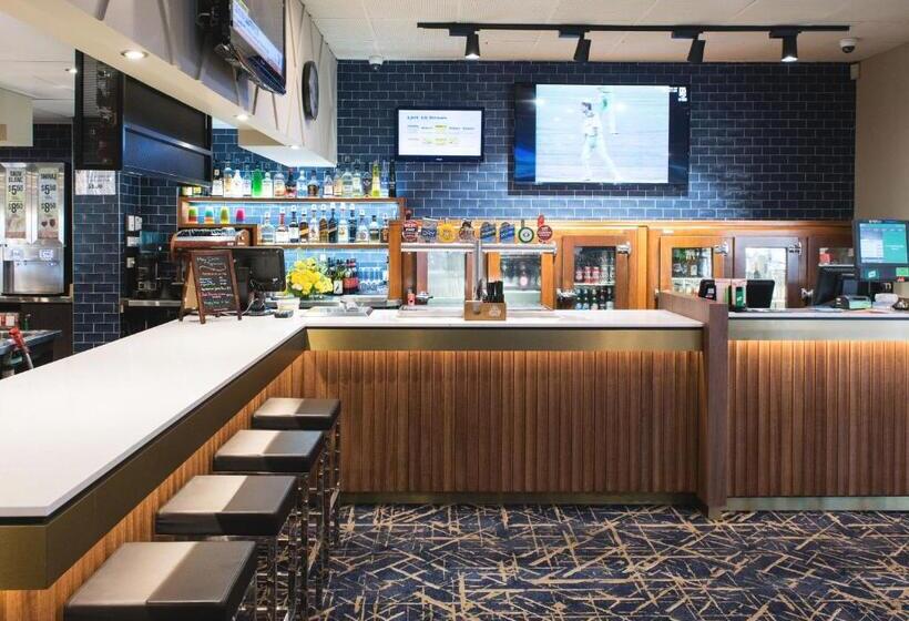 酒店 Nightcap At Hendon