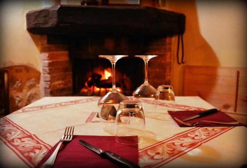 בית מלון כפרי Podere Dei Maddii