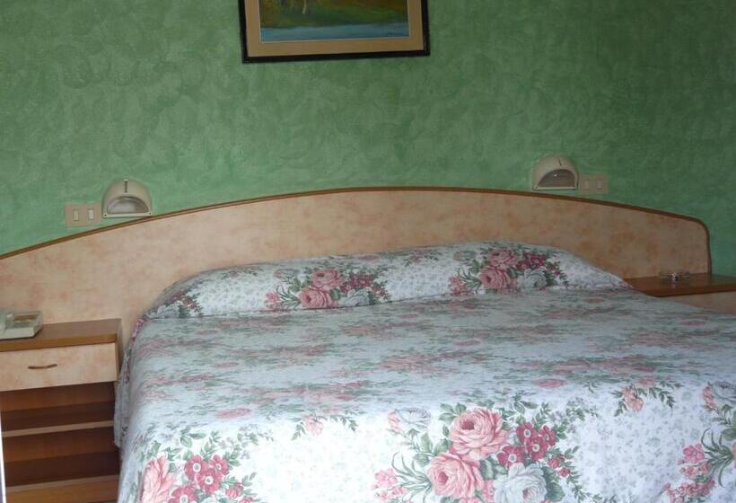 فندق Vecchia Rimini