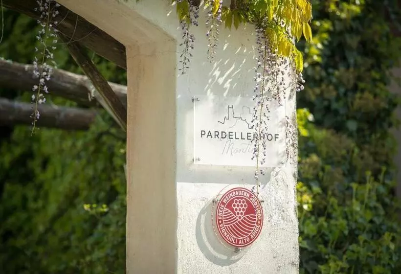 ホテル Weingut Pardellerhof