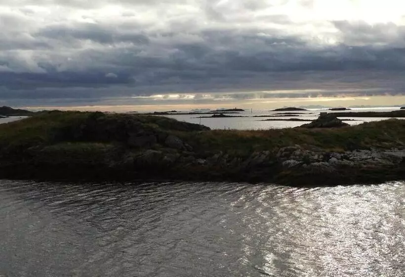 Kaikanten Rorbuer   Røst