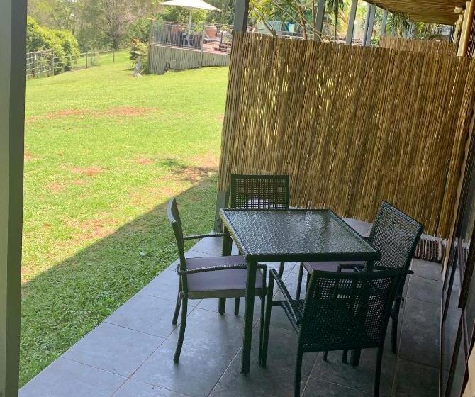 Montville Holiday Apartments