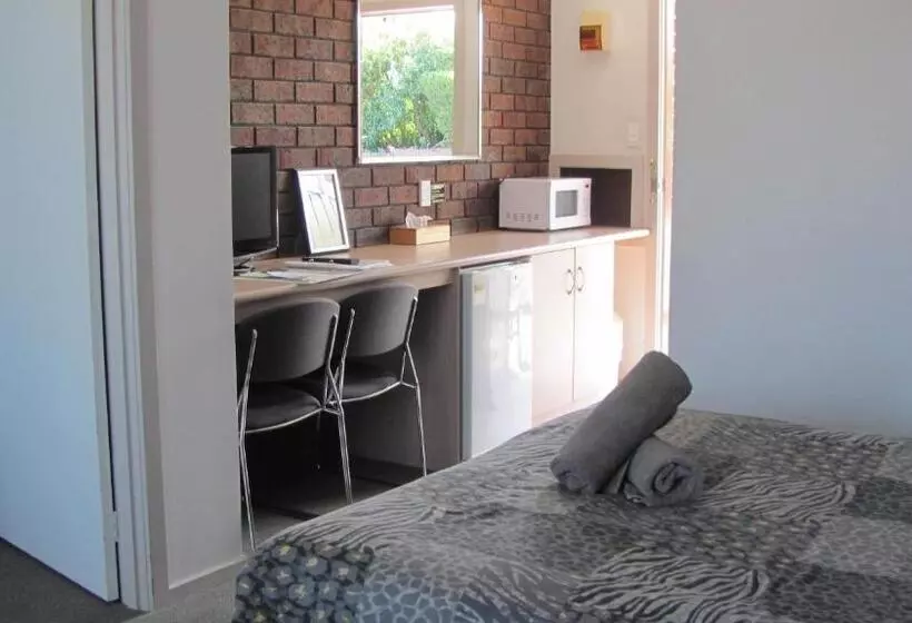 Motelli Bristol Hill Motor Inn