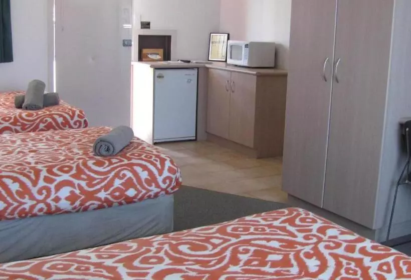 Motelli Bristol Hill Motor Inn