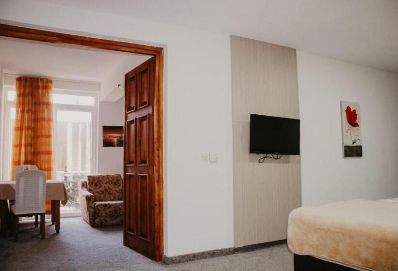 فندق على الطريق Villa Matic