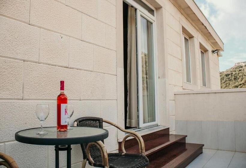 فندق على الطريق Villa Matic