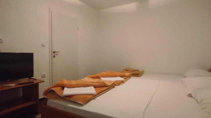 فندق على الطريق Villa Matic