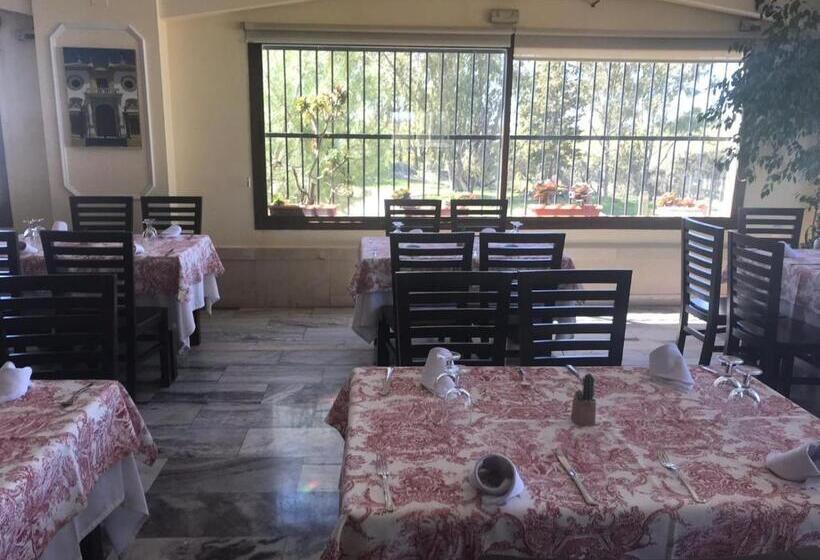 ペンション Hostal Restaurante Puerto Blanco