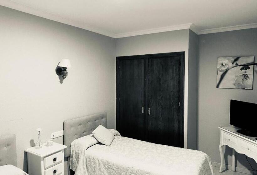 ペンション Hostal Restaurante Puerto Blanco