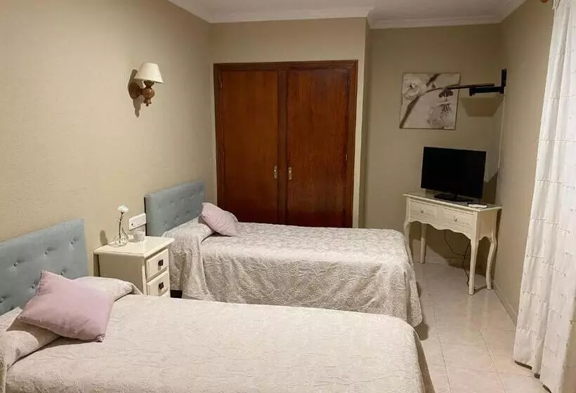 ペンション Hostal Restaurante Puerto Blanco