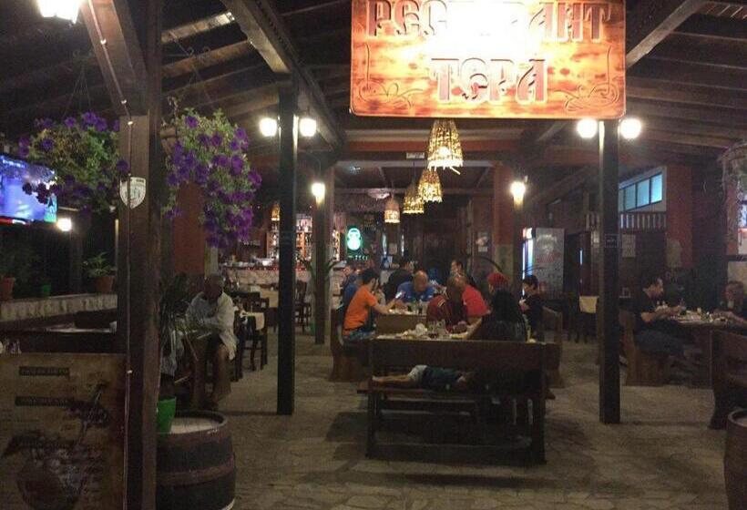 پانسیون Terra Guest House