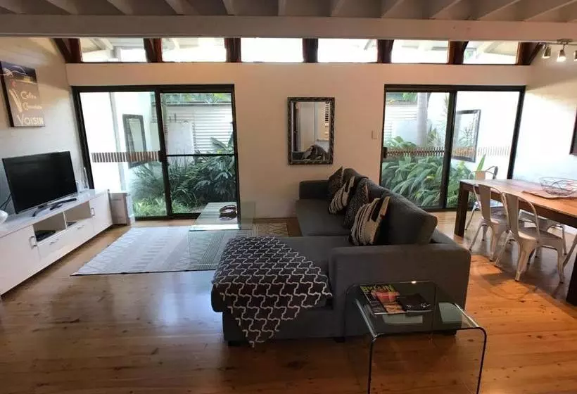 پانسیون Treetops Everglades Villa