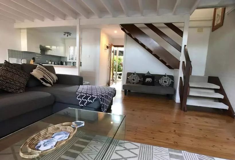 پانسیون Treetops Everglades Villa