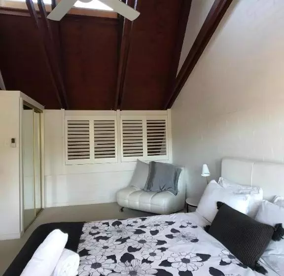پانسیون Treetops Everglades Villa