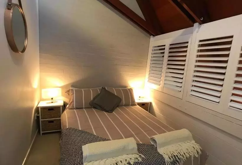 پانسیون Treetops Everglades Villa