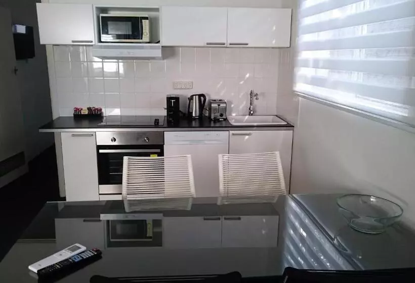 Siesta Central Apartments