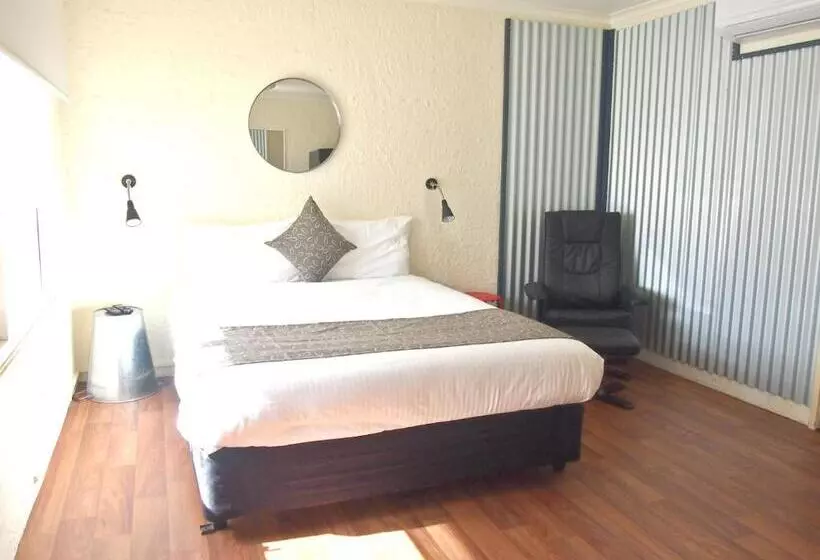 Siesta Central Apartments