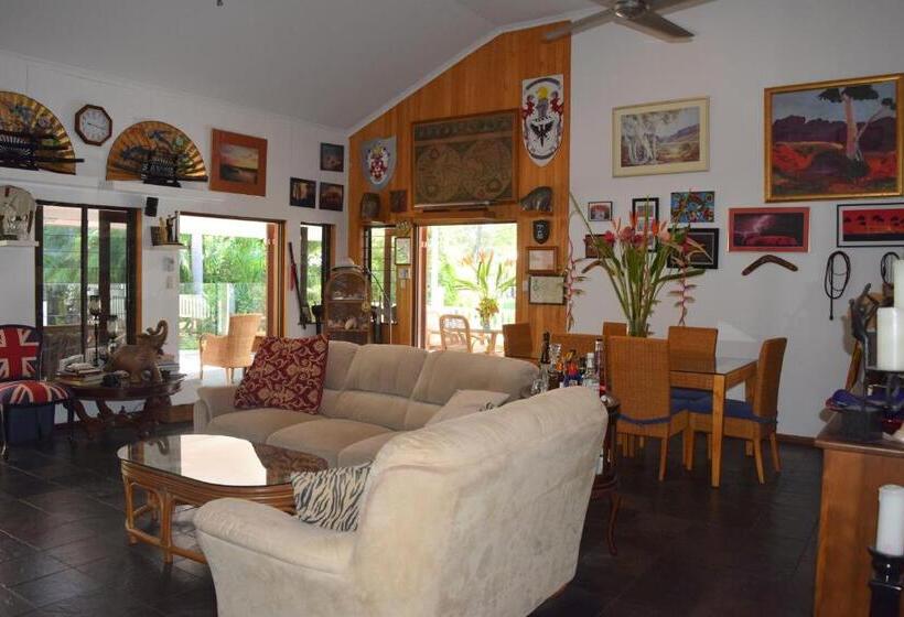 South Pacific Bed & Breakfast