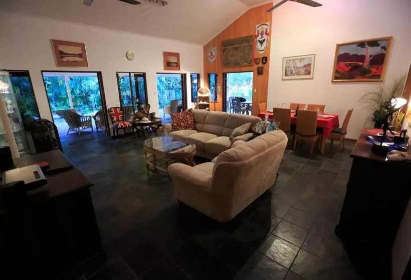 South Pacific Bed & Breakfast