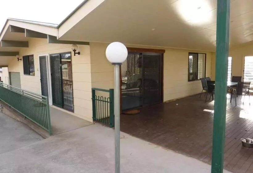 Thunderbird Motel Yass