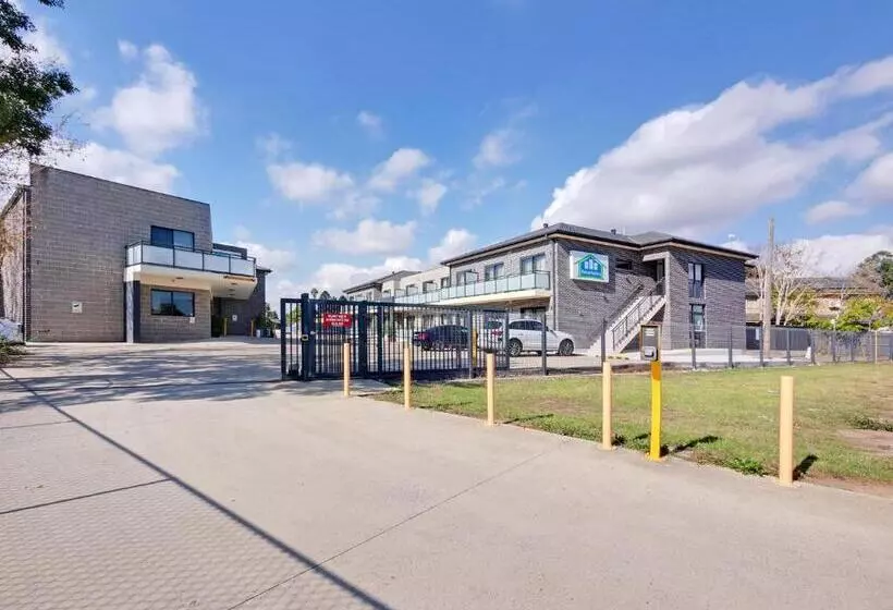 Value Suites Penrith