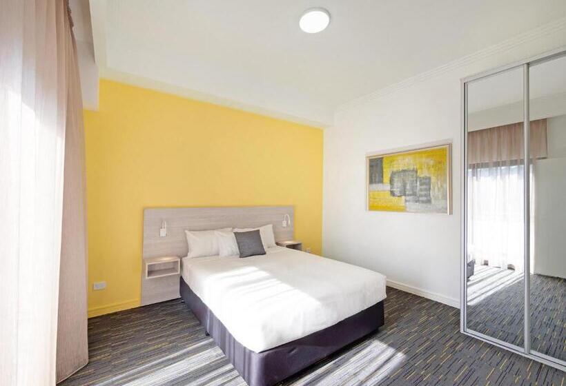 Value Suites Penrith