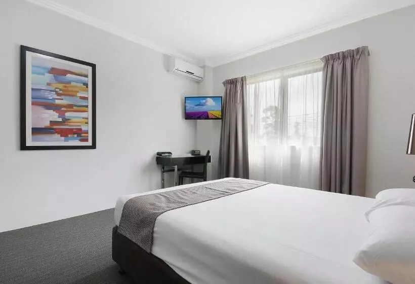 Value Suites Penrith