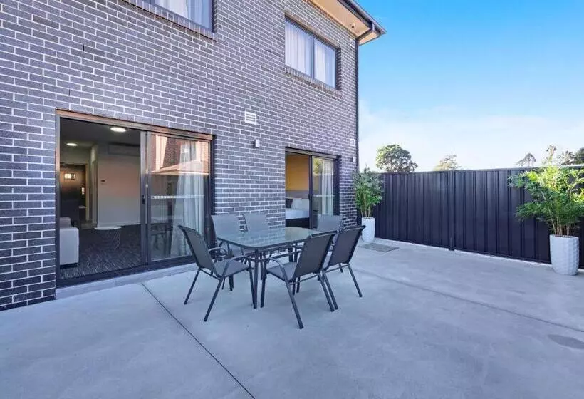 Value Suites Penrith