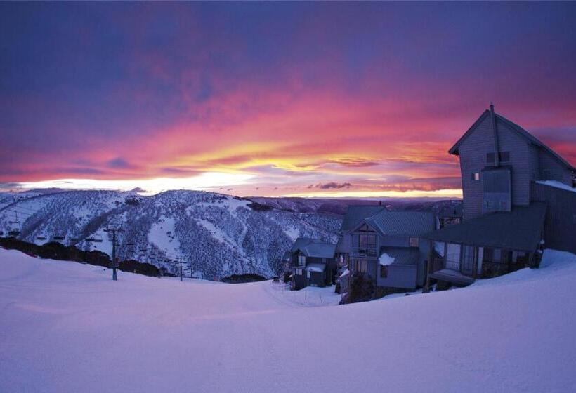 White Crystal Apartments