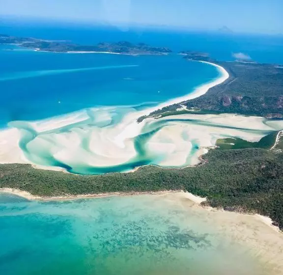 Retkeilymaja Backpackers By The Bay