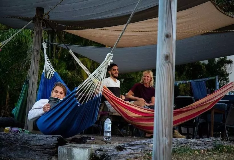 Retkeilymaja Backpackers By The Bay