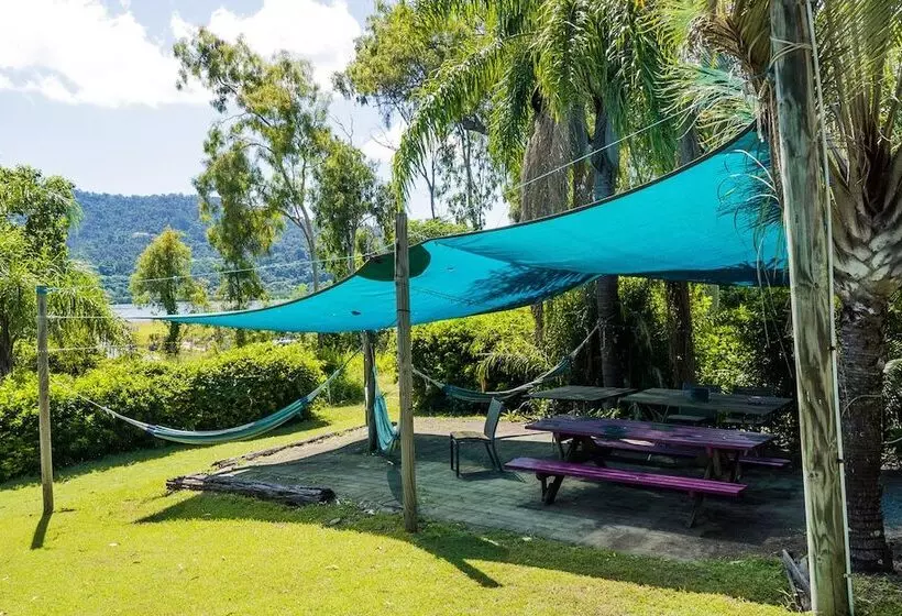 Retkeilymaja Backpackers By The Bay