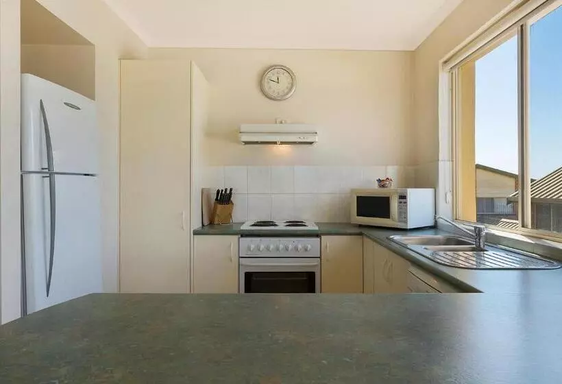 Baywatch Apartments Merimbula
