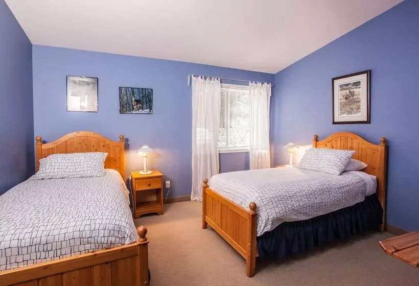 ベッドアンドブレックファースト Mulvehill Creek Wilderness Inn