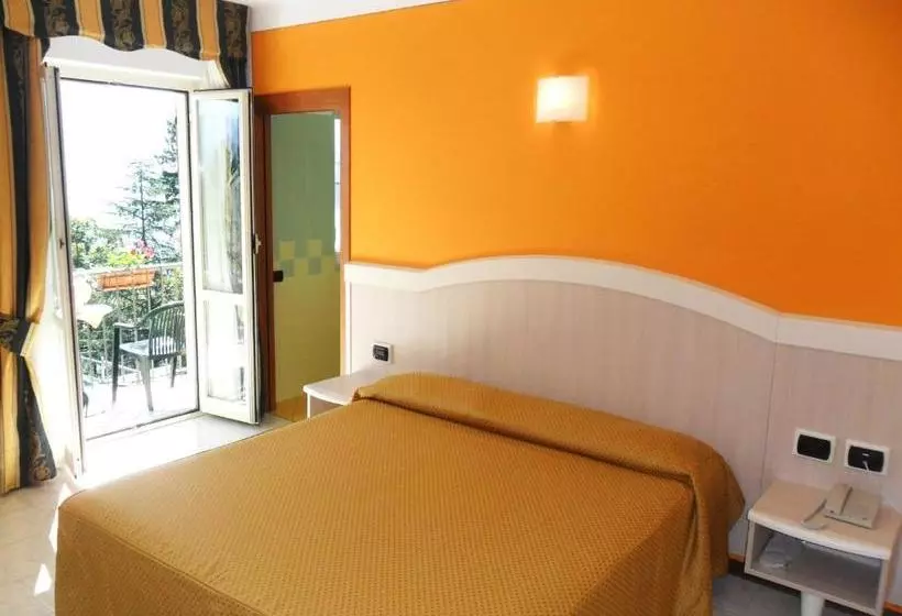 هتل Albergo Bel Soggiorno