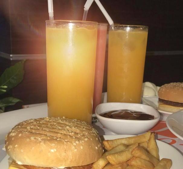 호텔 Louts Arabiya Apart