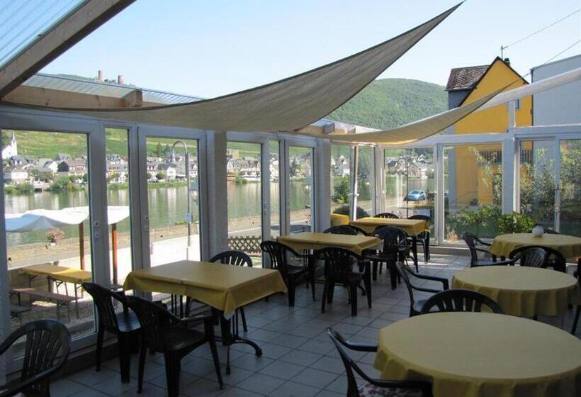 Hotel Panoramacafé Kattenes