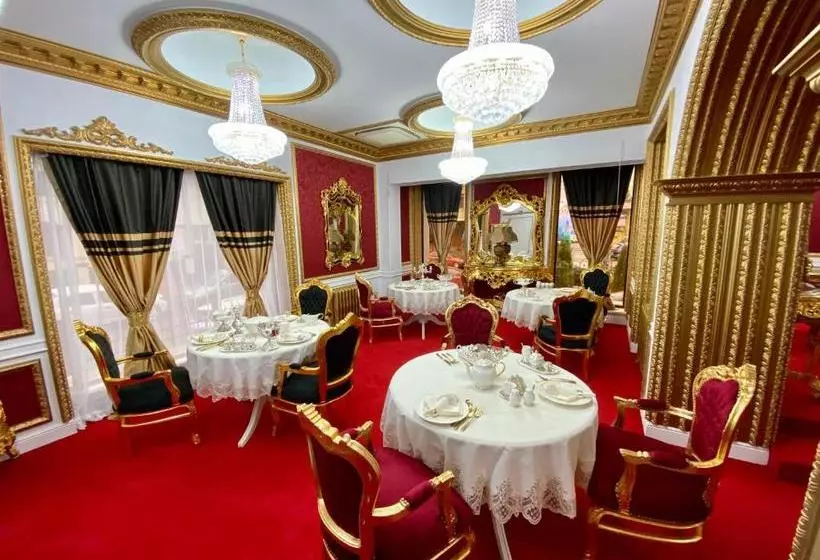 Hotel President Luxury