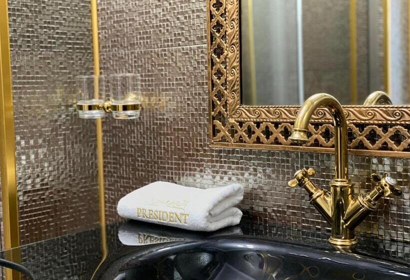 ホテル President Luxury