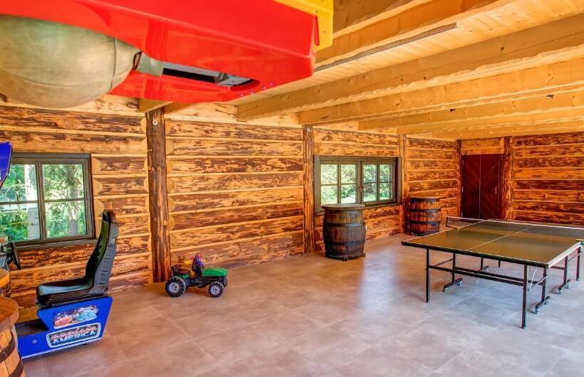 ホテル Strachanovka   Jánska Koliba