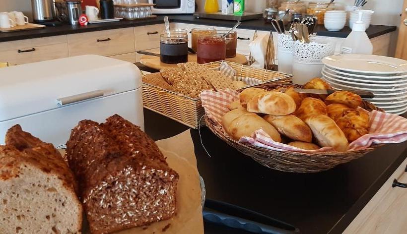 پانسیون Eyjólfsstadir Guesthouse