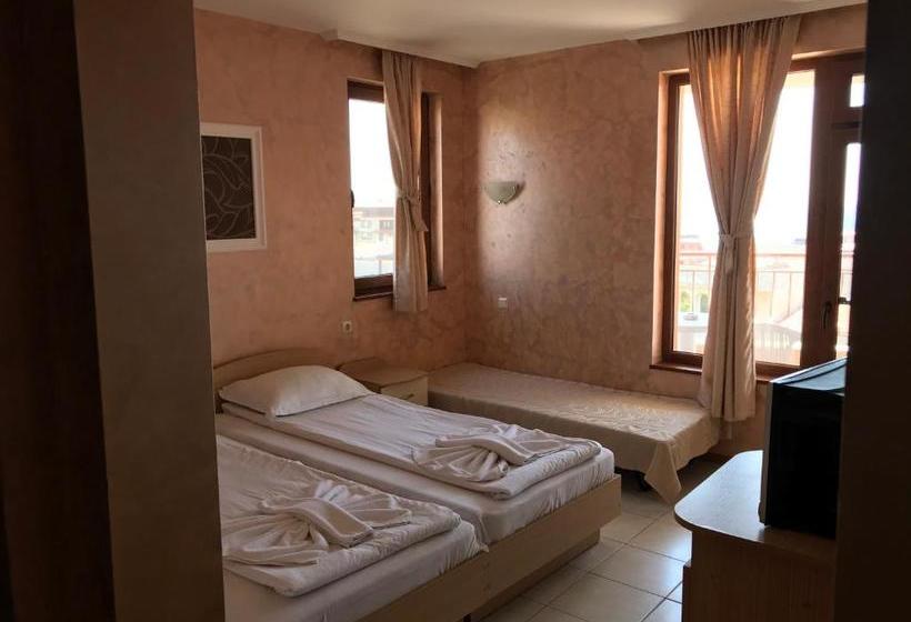 پانسیون Guest House Val And Kate