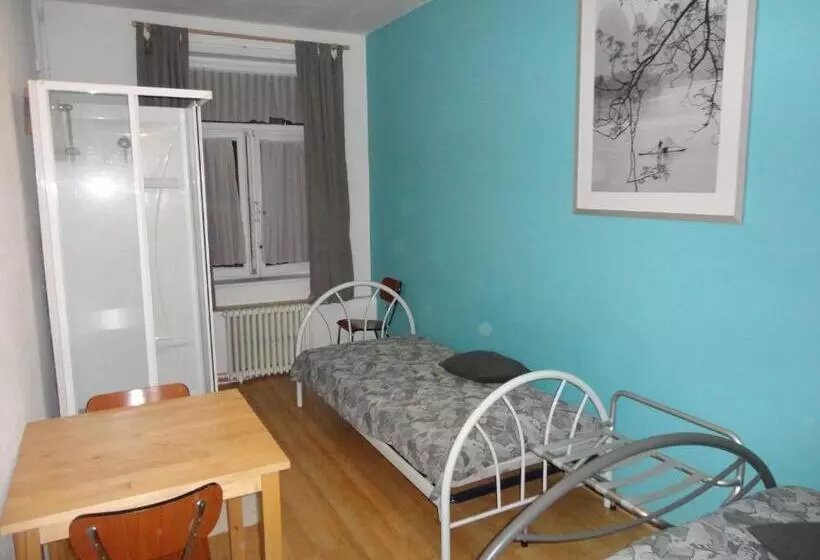 پانسیون Logies Lucullus