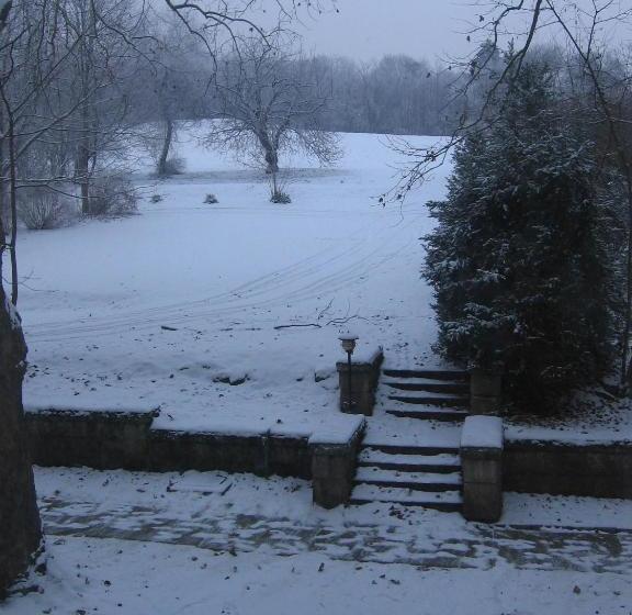 Pensjonat Mater Salvatoris House