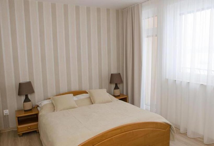 פנסיון Penzion Jollien