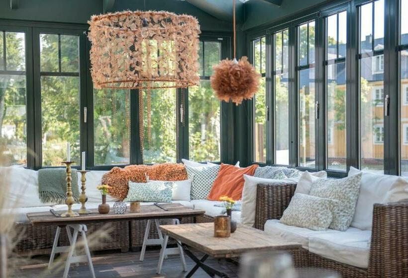 פנסיון Smakrike Krog & Logi